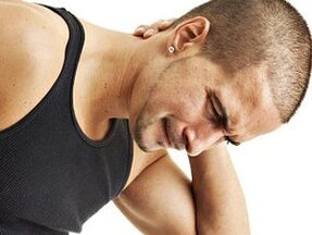 How the osteochondrosis of the cervical column manifests